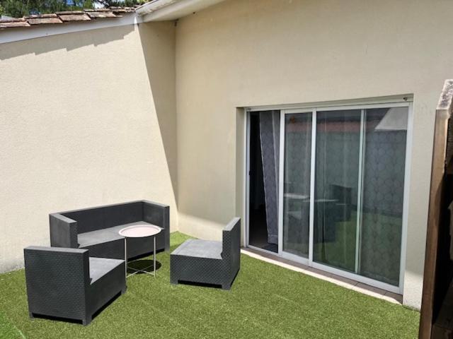 Maison Lumineuse A 100 M Du De Holiday home *